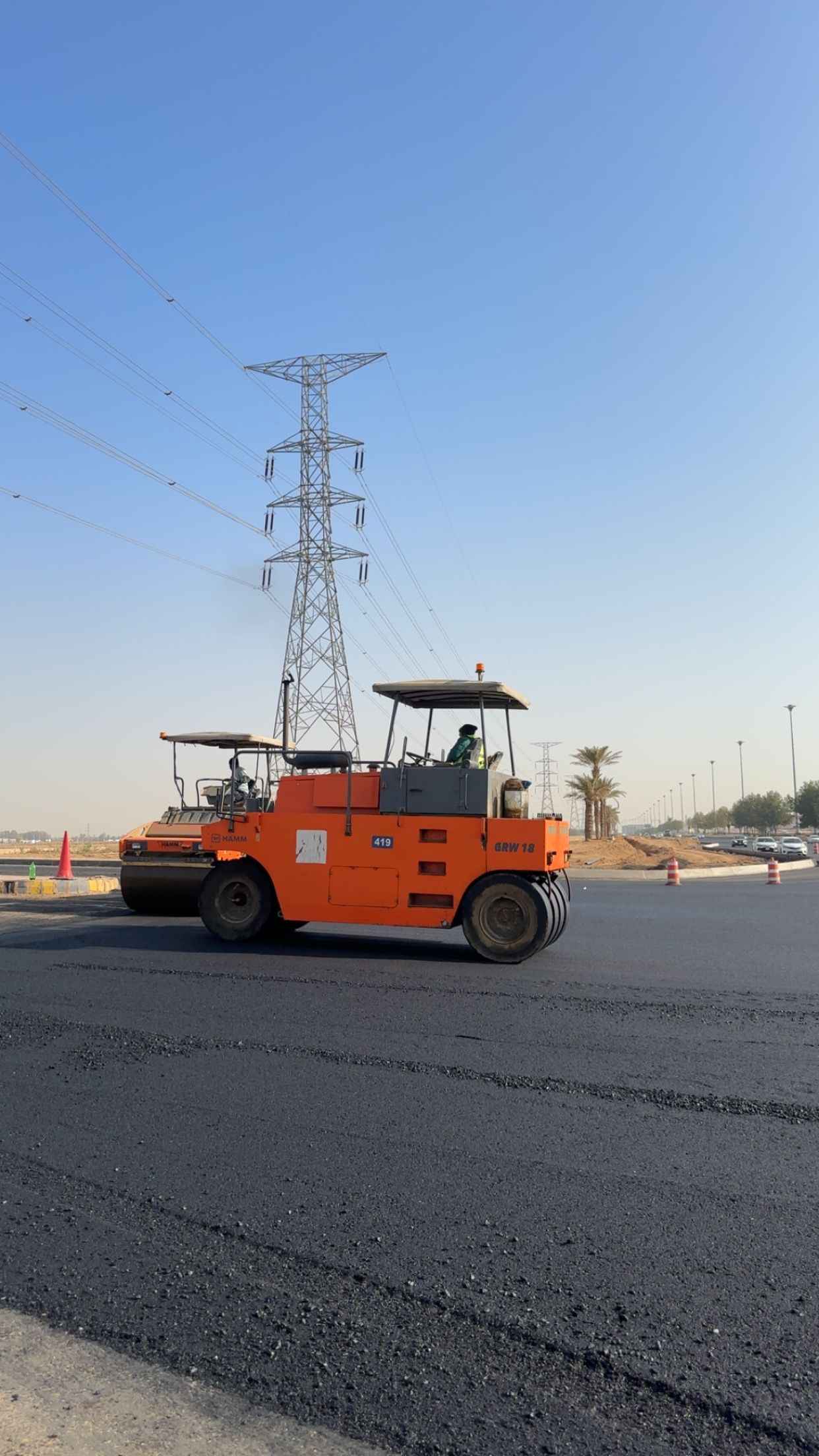 انشاء وتنفيذ اعمال الطرق